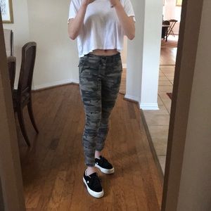 Sanctuary Camo Jeans size 24